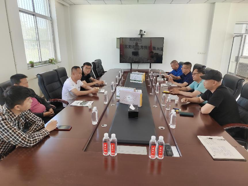 寧夏寧苗生態(tài)建設集團股份有限公司領導到寧夏興康恒潤農(nóng)業(yè)科技發(fā)展有限公司洽談合作